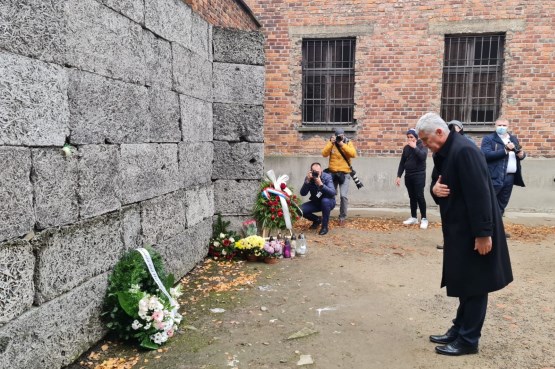 Predsjedavajući Doma naroda dr. Dragan Čović posjetio Auschwitz – Birkenau i učestvovao na simpoziju povodom obilježavanja 83. godišnjice “Kristalne noći”